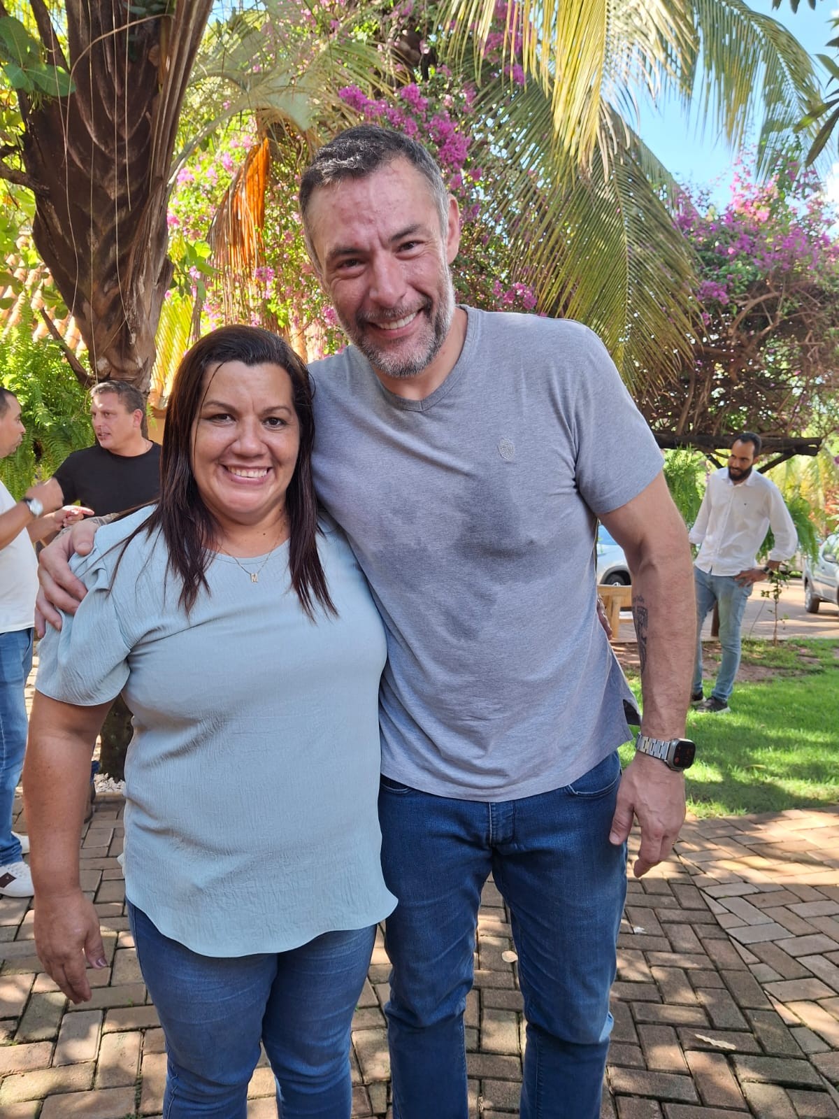 Vereadora Maidia da Silva Farto solicita van para educação em encontro com Deputado Federal Fernando Marangoni