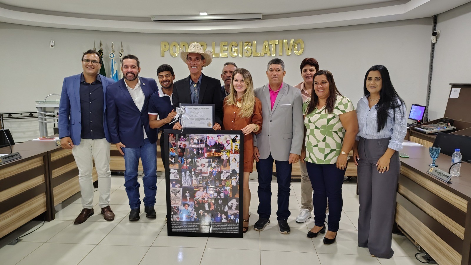 Câmara Municipal homenageia Piracicabano pelos 40 anos de carreira como locutor de rodeios